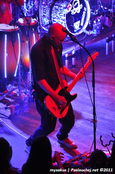 CHINASKI KLUBOVÝ SPECIÁL 2 - Středa 7. 12. 2011